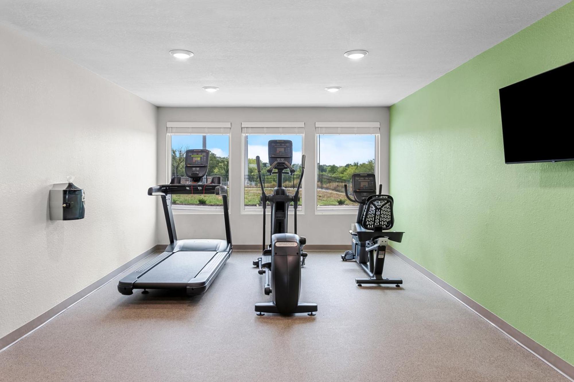 Woodspring Suites Kansas City Airport Extérieur photo