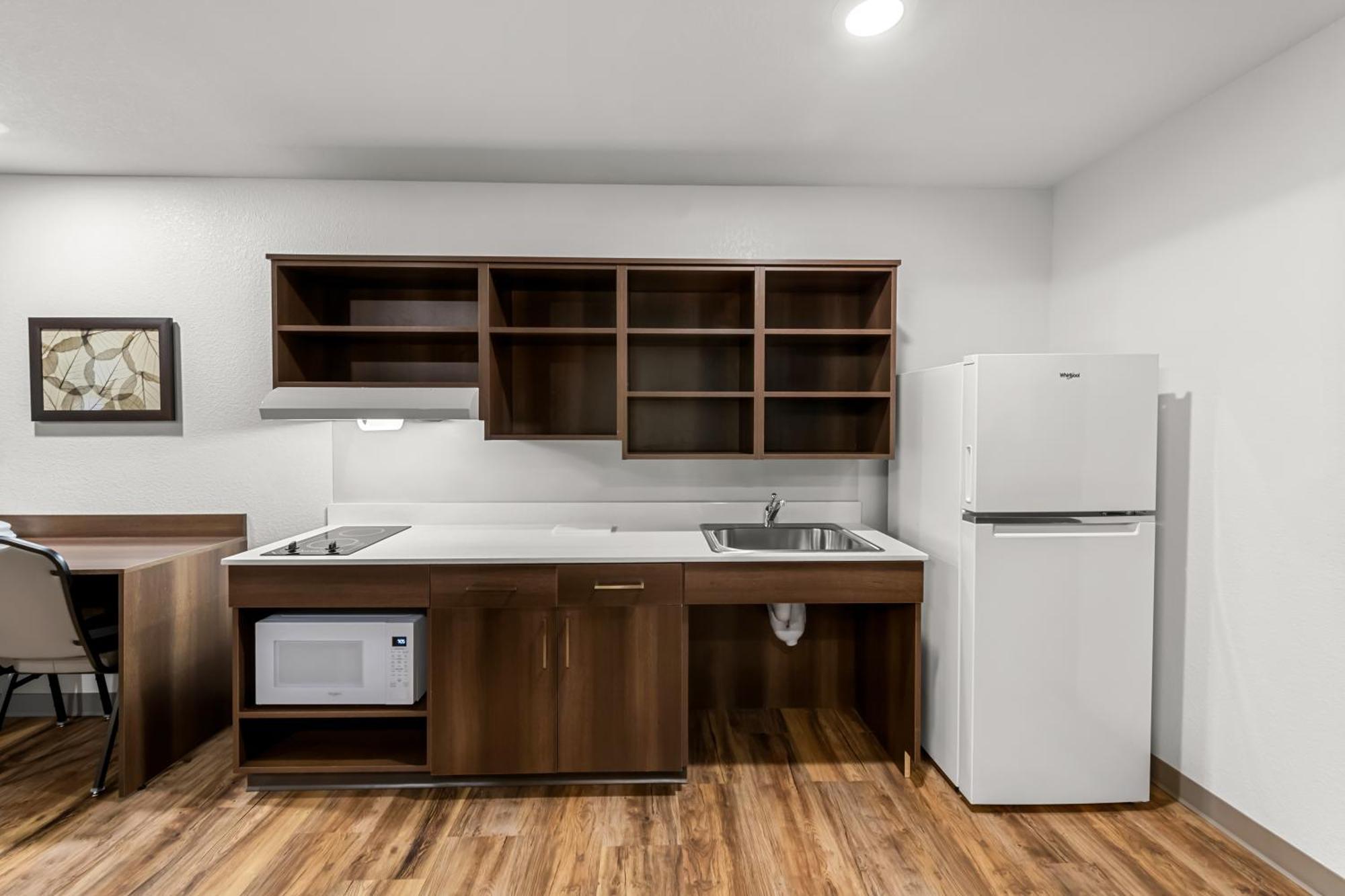 Woodspring Suites Kansas City Airport Extérieur photo
