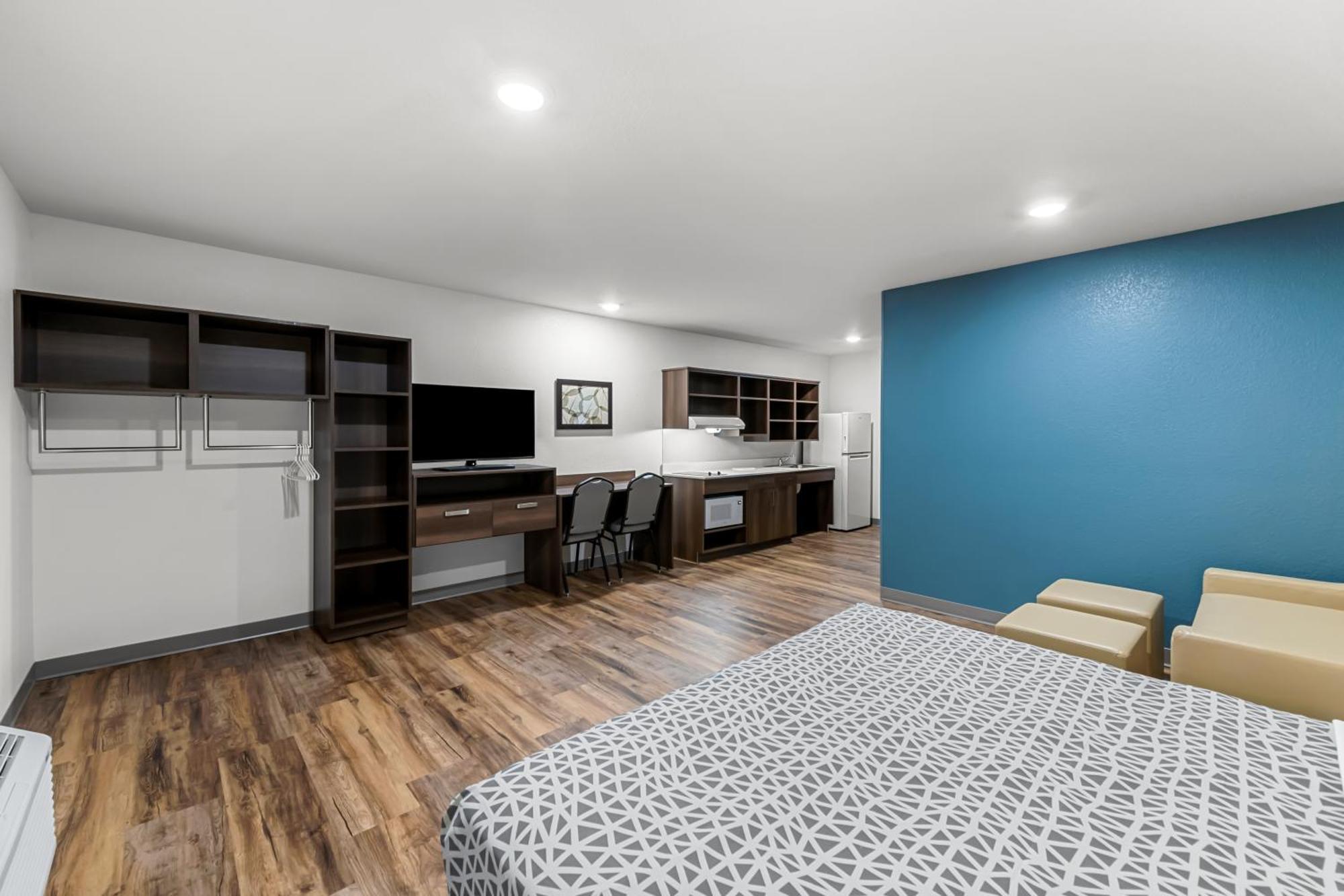 Woodspring Suites Kansas City Airport Extérieur photo